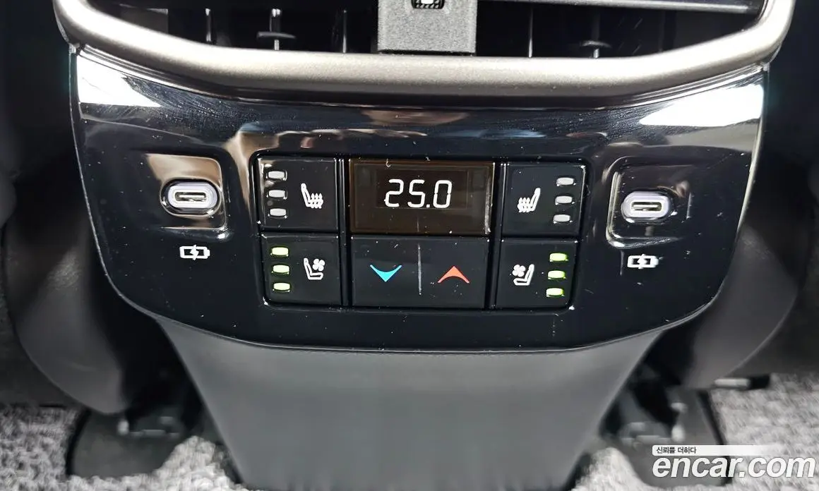 Lexus RX 2023 2.5 автомат (гидро), фото 31