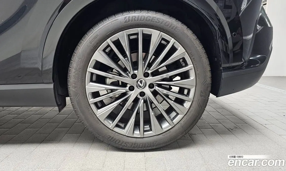 Lexus RX 2023 2.5 автомат (гидро), фото 7