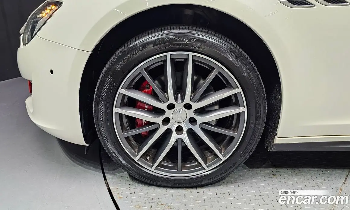 Maserati Ghibli 2018 3.0 автомат (гидро), фото 5