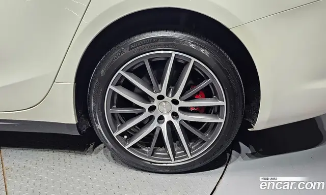 Maserati Ghibli 2018 3.0 автомат (гидро), миниатюра 7