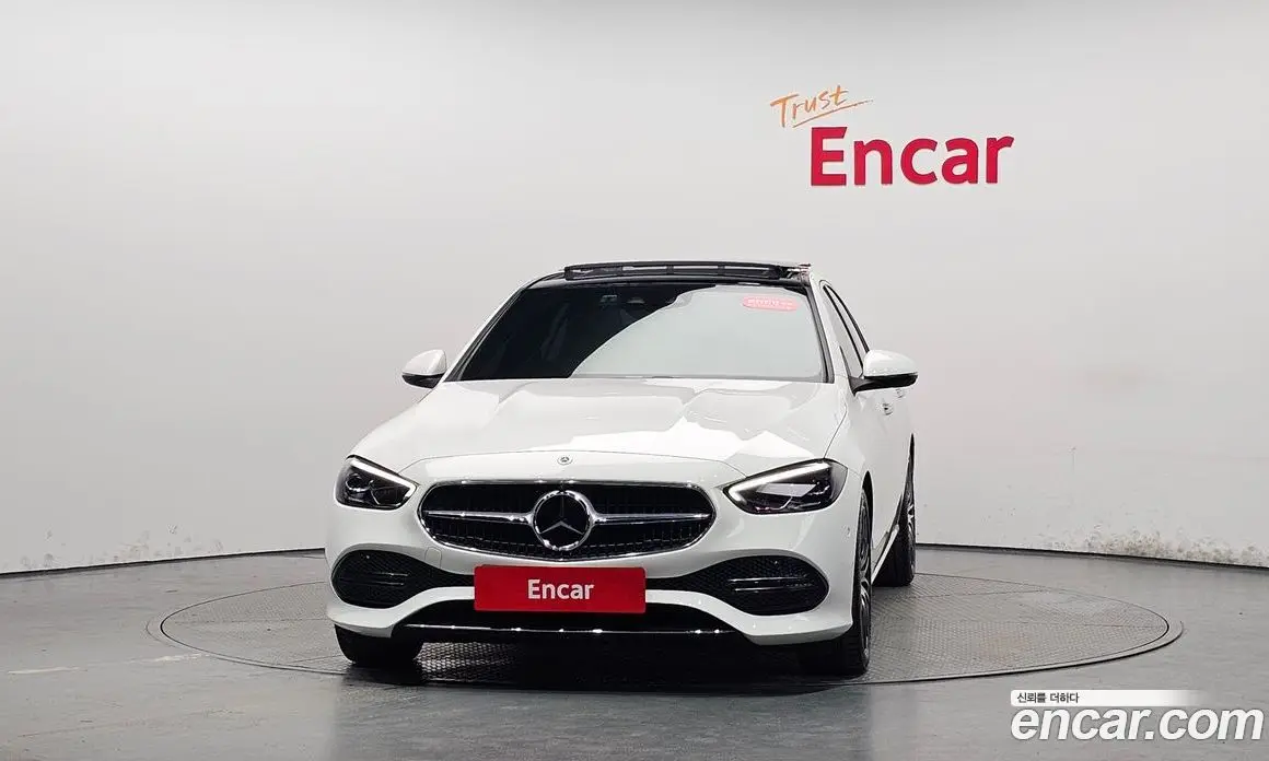 Mercedes-Benz C-Class 2024 2.0 автомат (гидро), фото 2