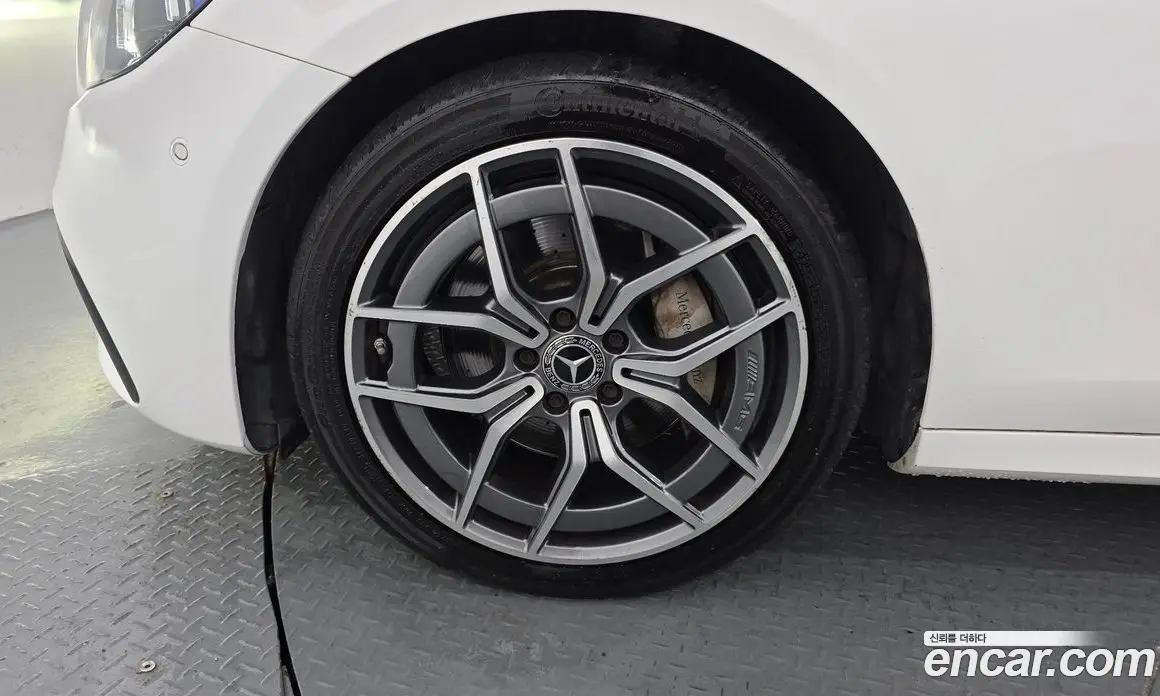 Mercedes-Benz E-Class 2020 1.9 автомат (гидро), фото 5