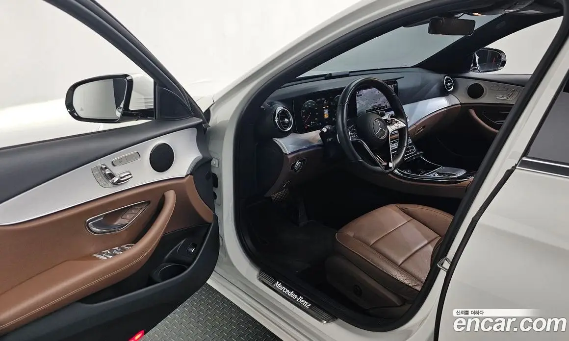 Mercedes-Benz E-Class 2021 2.0 автомат (гидро), фото 13