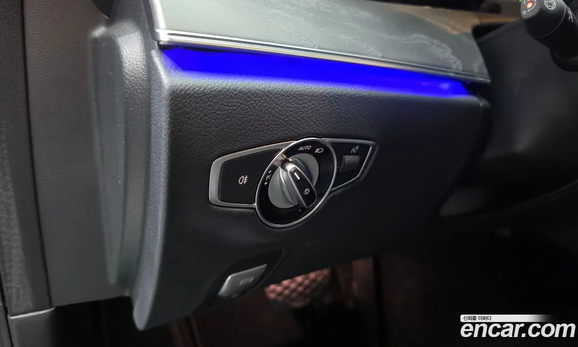 Mercedes-Benz E-Class 2022 2.0 автомат (гидро), фото 26