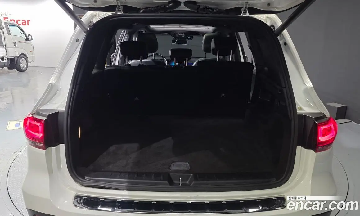 Mercedes-Benz GLB-Class 2021 2.0 автомат (гидро), фото 20 Mercedes-Benz GLB-Class 2021 2.0 автомат (гидро), фото 20