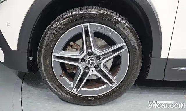 Mercedes-Benz GLB-Class 2021 2.0 автомат (гидро), миниатюра 5 Mercedes-Benz GLB-Class 2021 2.0 автомат (гидро), миниатюра 5