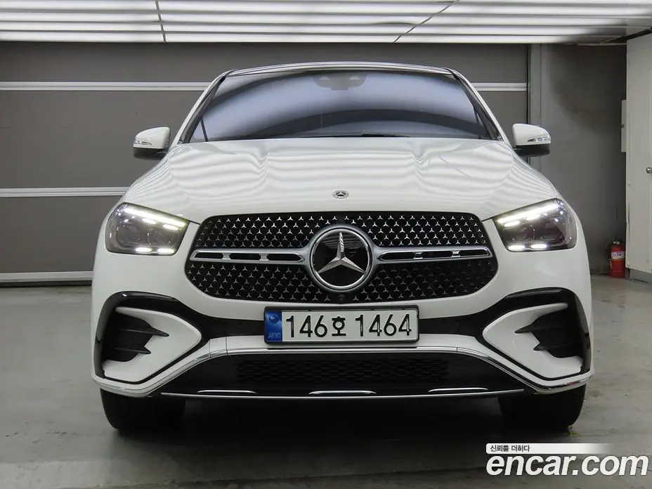 Mercedes-Benz GLE-Class 2023 3.0 автомат (гидро), фото 2