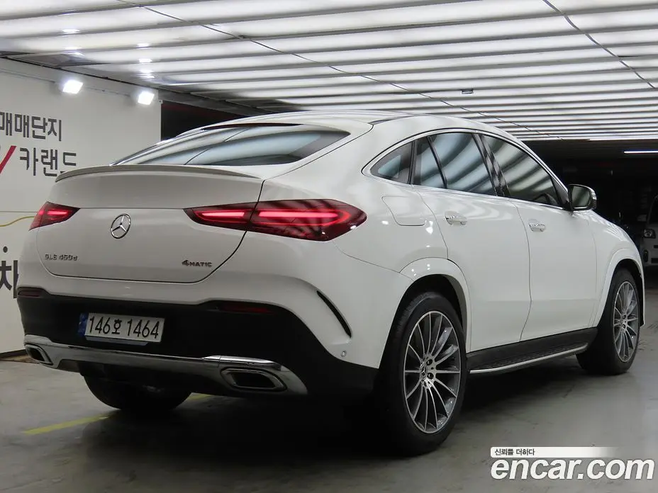 Mercedes-Benz GLE-Class 2023 3.0 автомат (гидро), фото 4