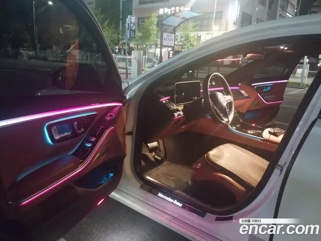 Mercedes-Benz S-Class 2022 3.0 автомат (гидро), миниатюра 2
