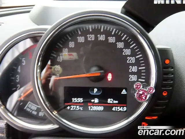 Mini Clubman 2016 2.0 автомат (гидро), миниатюра 9
