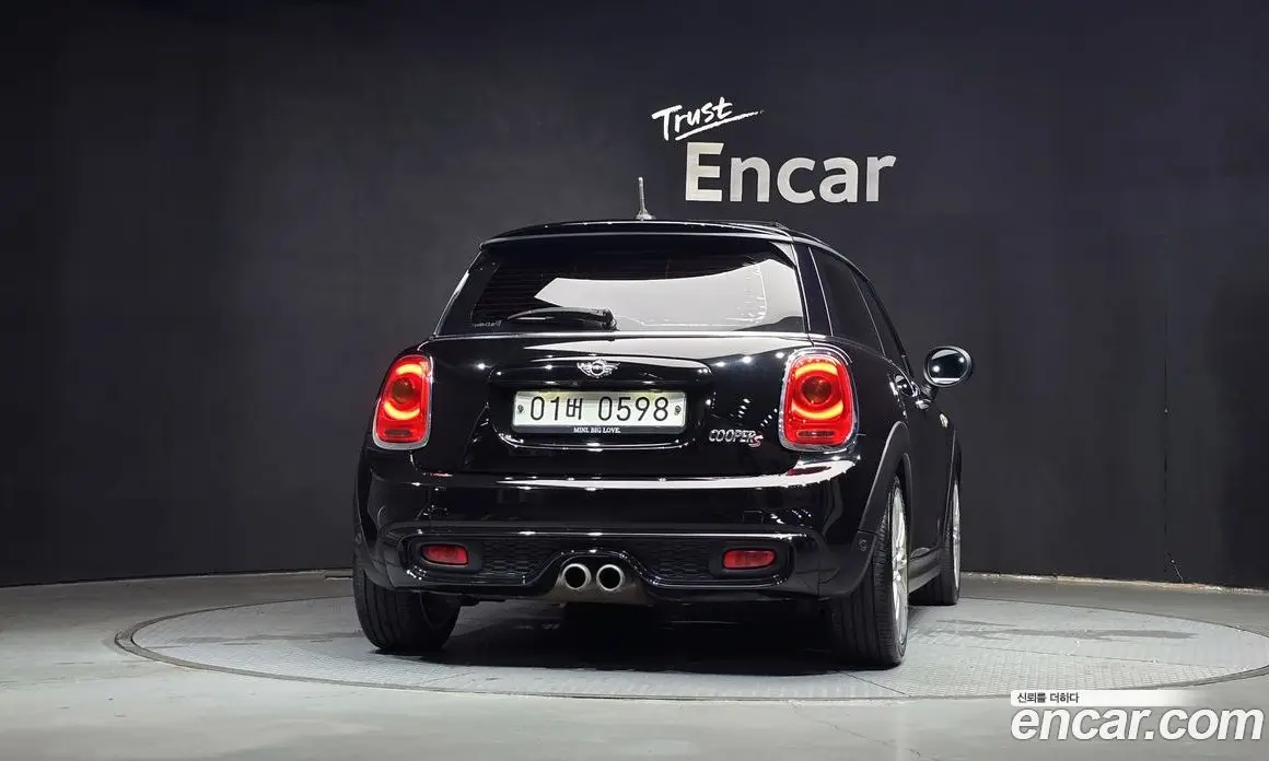 Mini Cooper 2016 2.0 автомат (гидро), фото 4