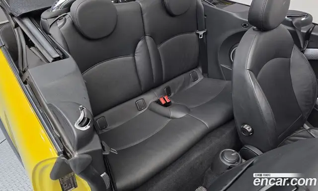 Mini Cooper Convertible 2010 1.6 автомат (гидро), миниатюра 12