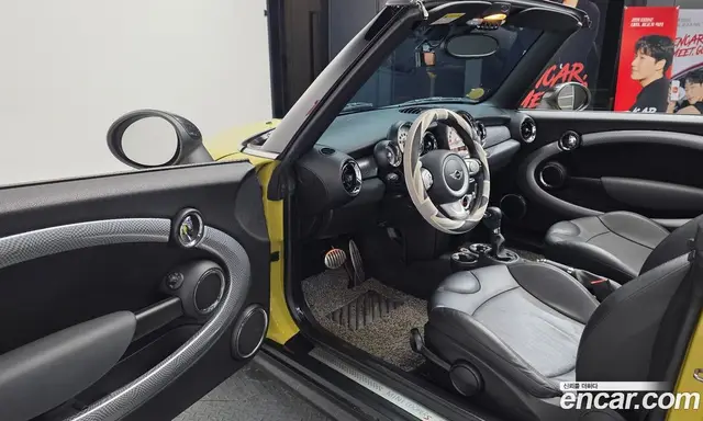 Mini Cooper Convertible 2010 1.6 автомат (гидро), миниатюра 10