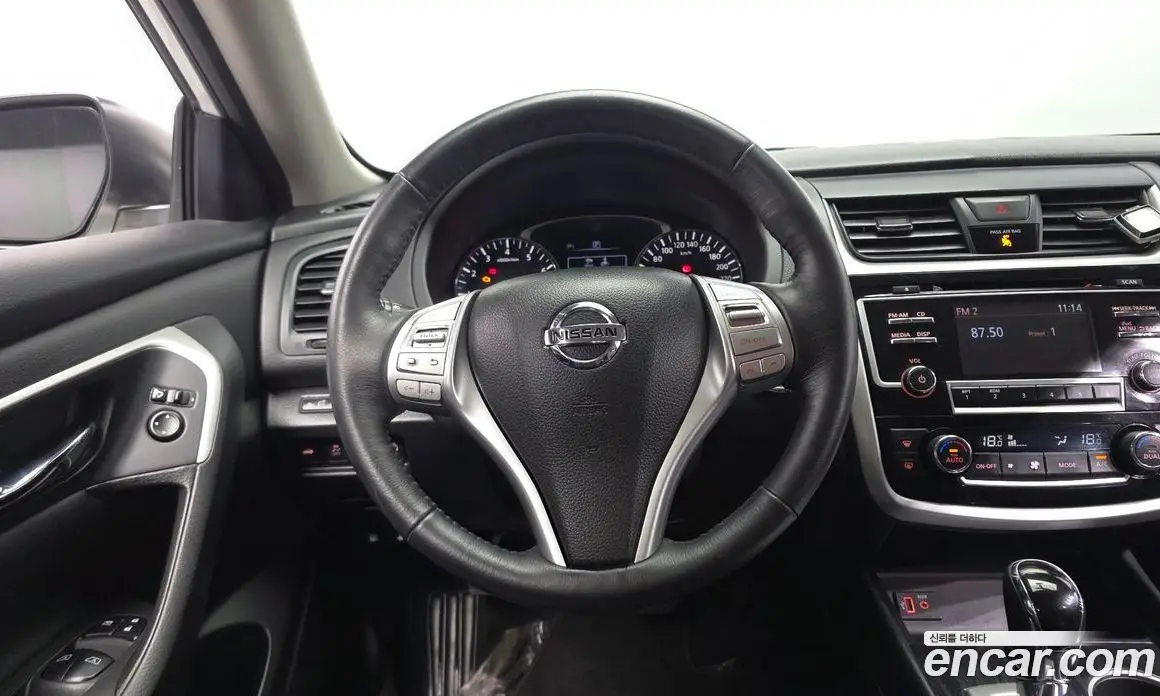 Nissan Altima 2018 2.5 автомат (гидро), фото 13