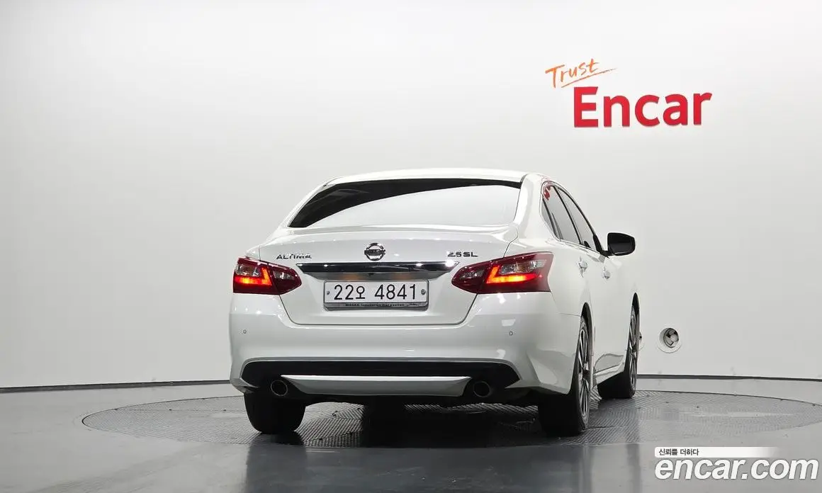 Nissan Altima 2018 2.5 автомат (гидро), фото 4