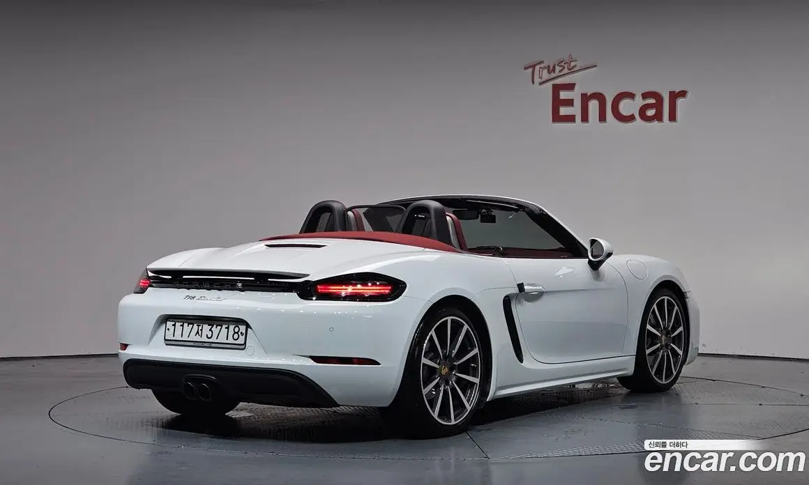Porsche 718 2019 2.0 автомат (гидро), фото 1