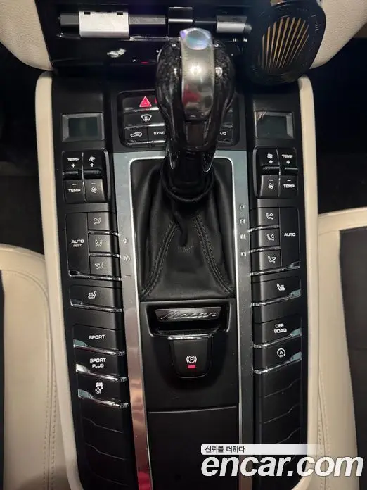 Porsche Macan 2014 3.0 автомат (гидро), миниатюра 5