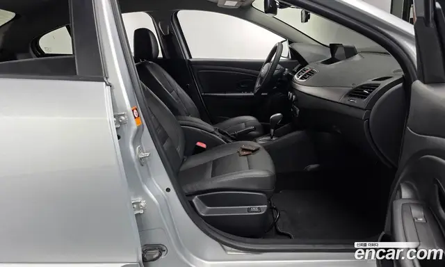 Renault (Samsung) SM3 2018 1.6 автомат (гидро), миниатюра 11