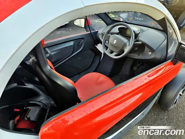 Renault (Samsung) Twizy 2020 11.0 автомат (гидро), миниатюра 12