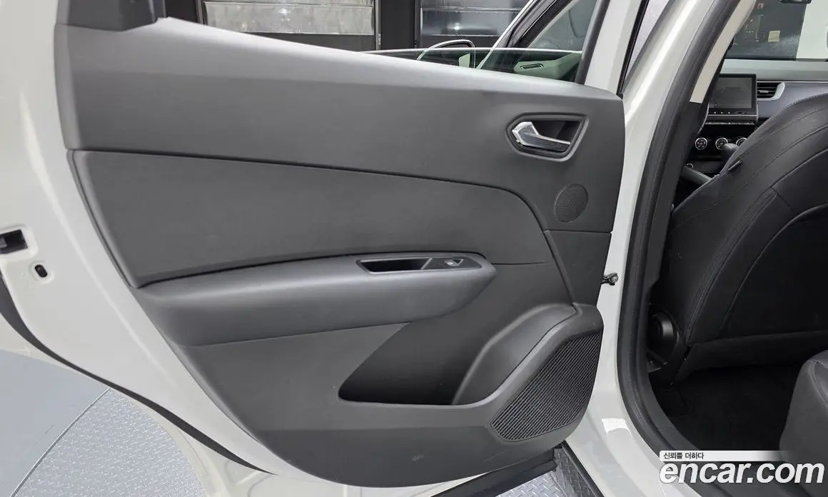 Renault (Samsung) XM3 2023 1.6 автомат (гидро), фото 15
