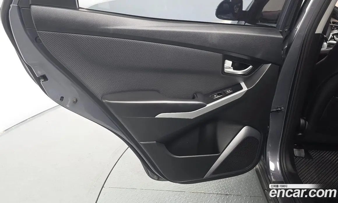 SsangYong Korando 2017 2.2 автомат (гидро), фото 15