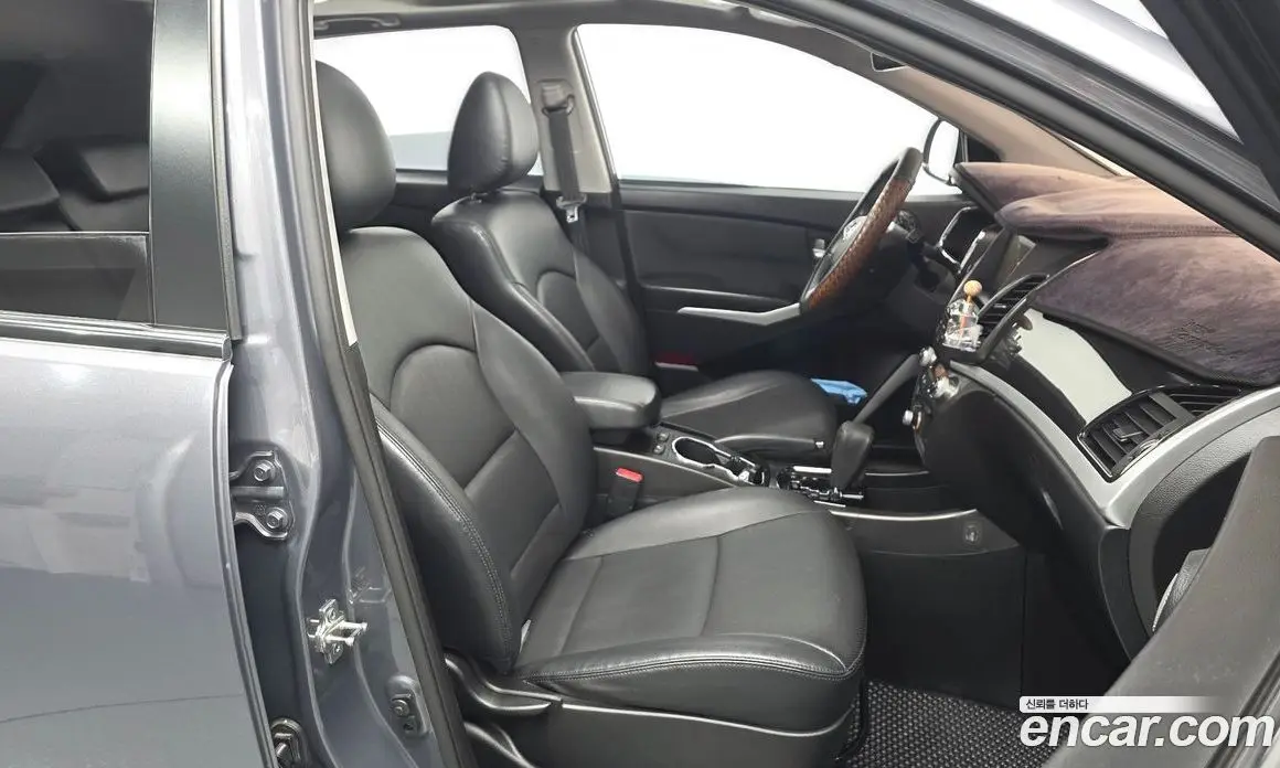SsangYong Korando 2017 2.2 автомат (гидро), фото 16
