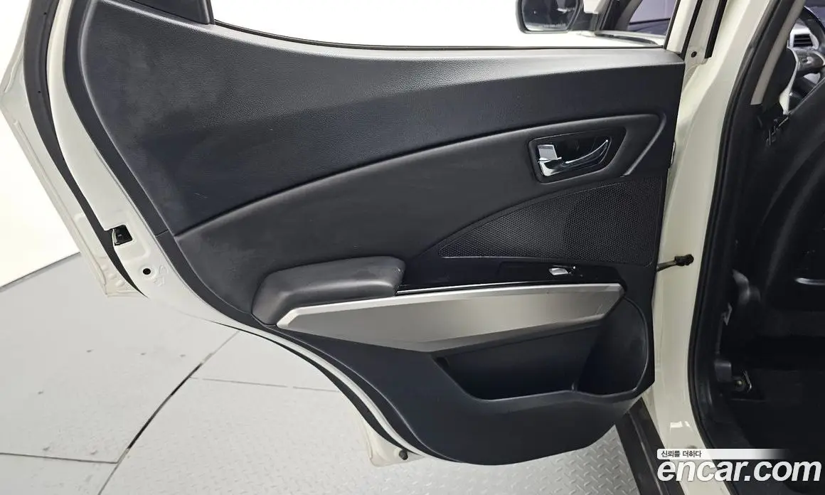 SsangYong TIBOLI 2016 1.6 автомат (гидро), фото 15