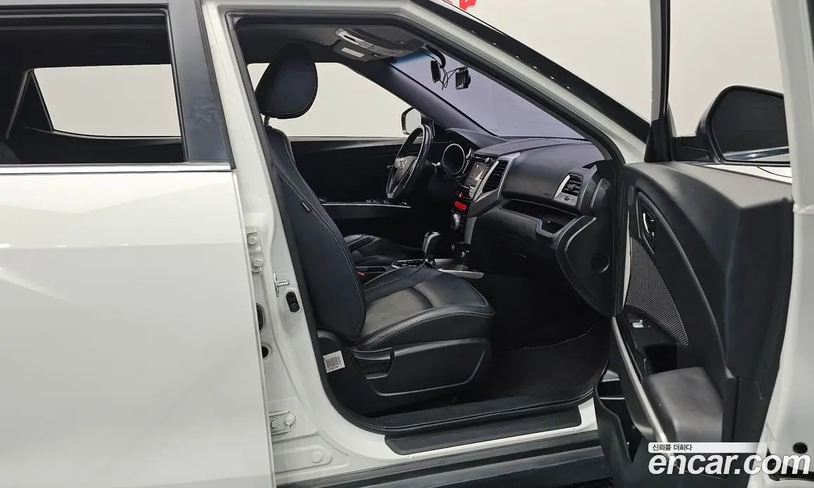 SsangYong TIBOLI 2016 1.6 автомат (гидро), фото 16