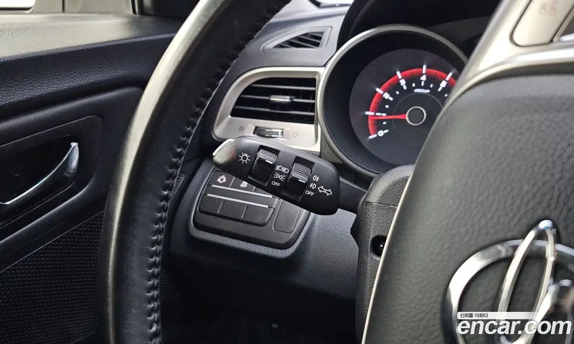 SsangYong TIBOLI 2016 1.6 автомат (гидро), фото 24