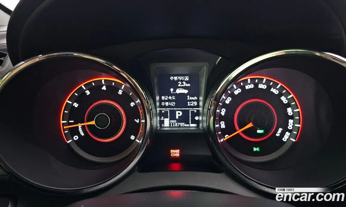 SsangYong TIBOLI 2017 1.6 автомат (гидро), фото 10