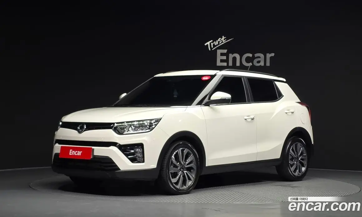 SsangYong TIBOLI 2019 1.5 автомат (гидро), фото 1