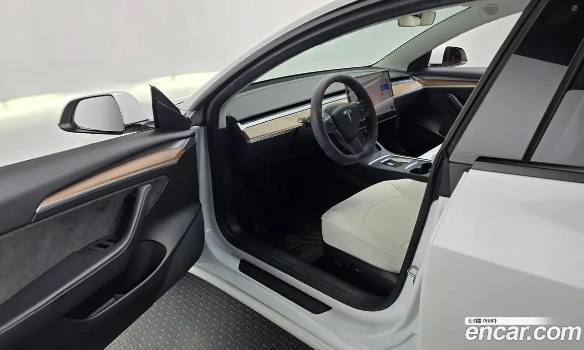 Tesla Model 3 2022 0.2 автомат (гидро), фото 12