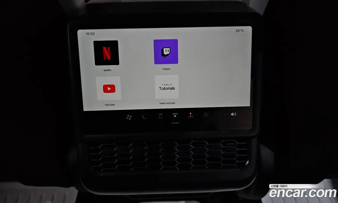 Tesla Model Y 2025 0.2 автомат (гидро), фото 31