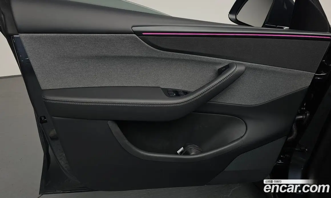 Tesla Model Y 2025 0.2 автомат (гидро), фото 13