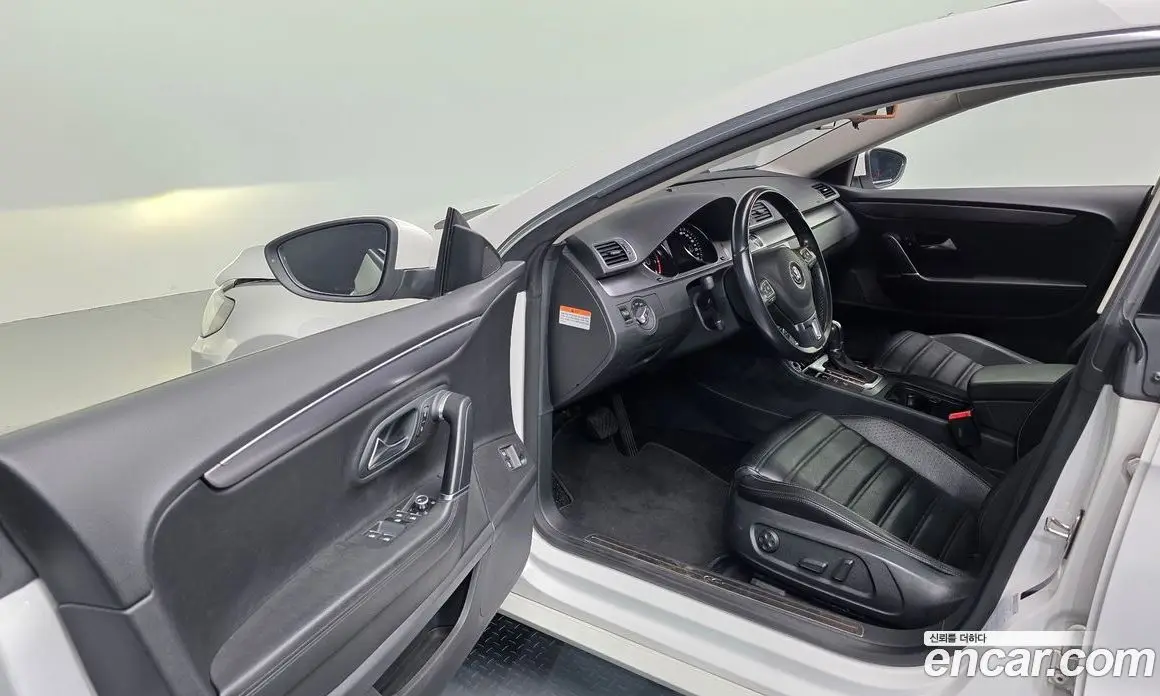 Volkswagen CC 2013 2.0 автомат (гидро), фото 10