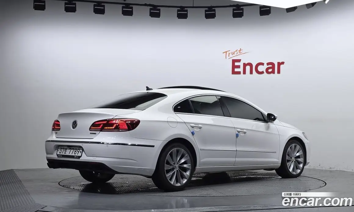 Volkswagen CC 2013 2.0 автомат (гидро), фото 2