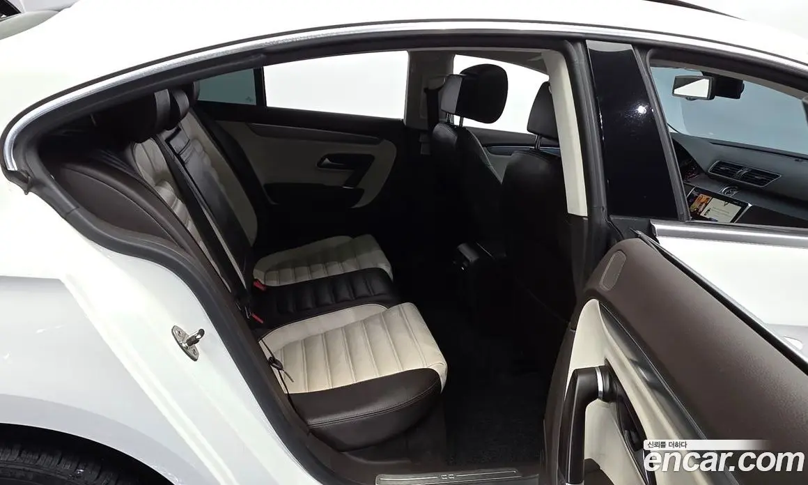 Volkswagen CC 2013 2.0 автомат (гидро), фото 12