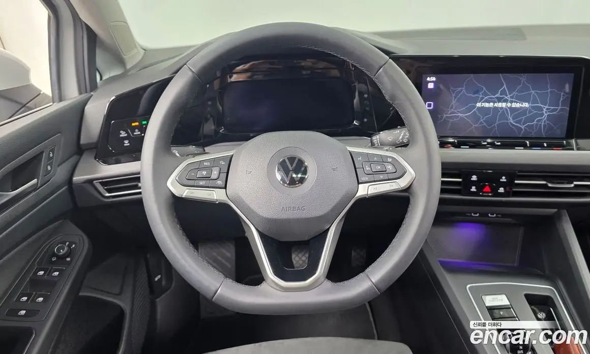 Volkswagen Golf 2022 2.0 автомат (гидро), фото 13