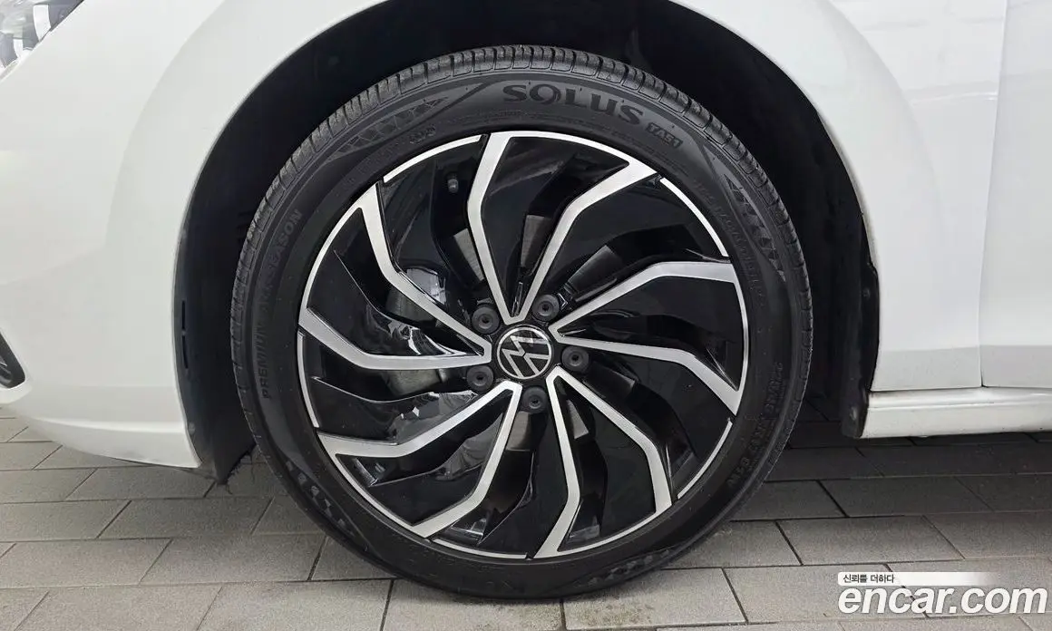 Volkswagen Golf 2022 2.0 автомат (гидро), фото 5