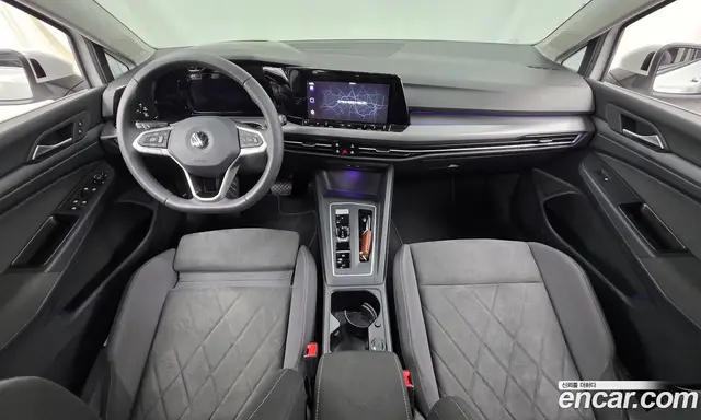 Volkswagen Golf 2022 2.0 автомат (гидро), миниатюра 7