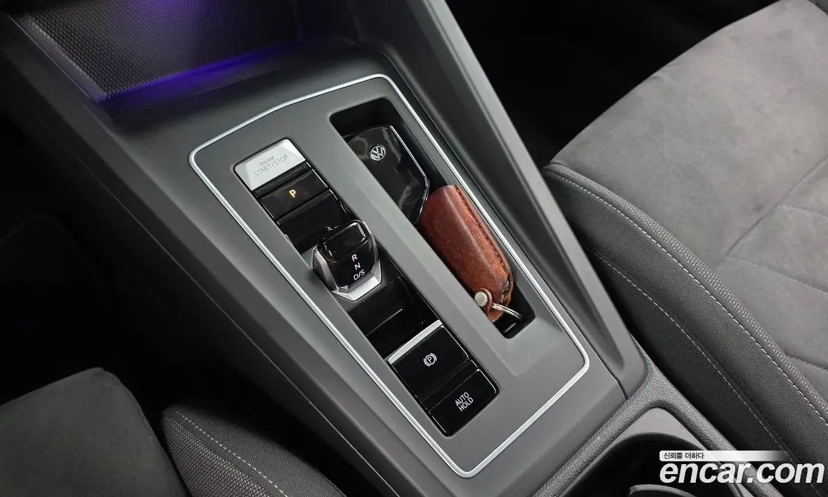 Volkswagen Golf 2022 2.0 автомат (гидро), фото 9