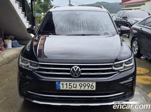 Volkswagen Tiguan 2021 2.0 автомат (гидро), миниатюра 1