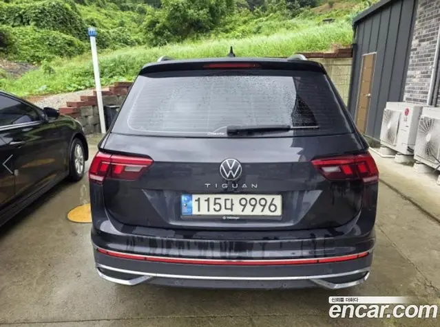 Volkswagen Tiguan 2021 2.0 автомат (гидро), миниатюра 2
