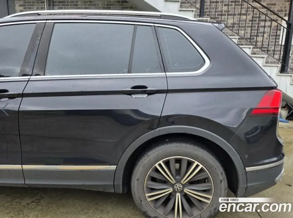 Volkswagen Tiguan 2021 2.0 автомат (гидро), фото 7