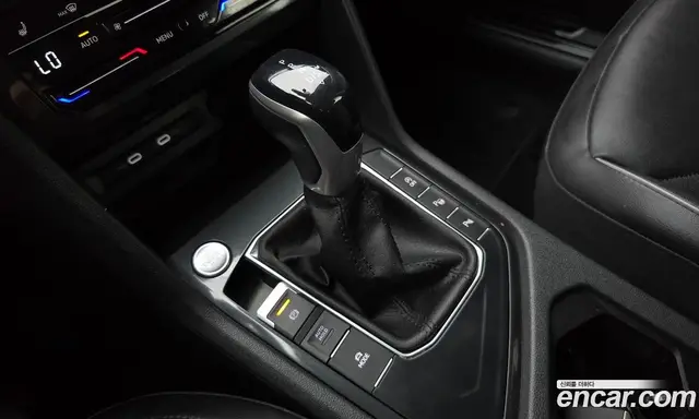 Volkswagen Tiguan 2022 2.0 автомат (гидро), миниатюра 12