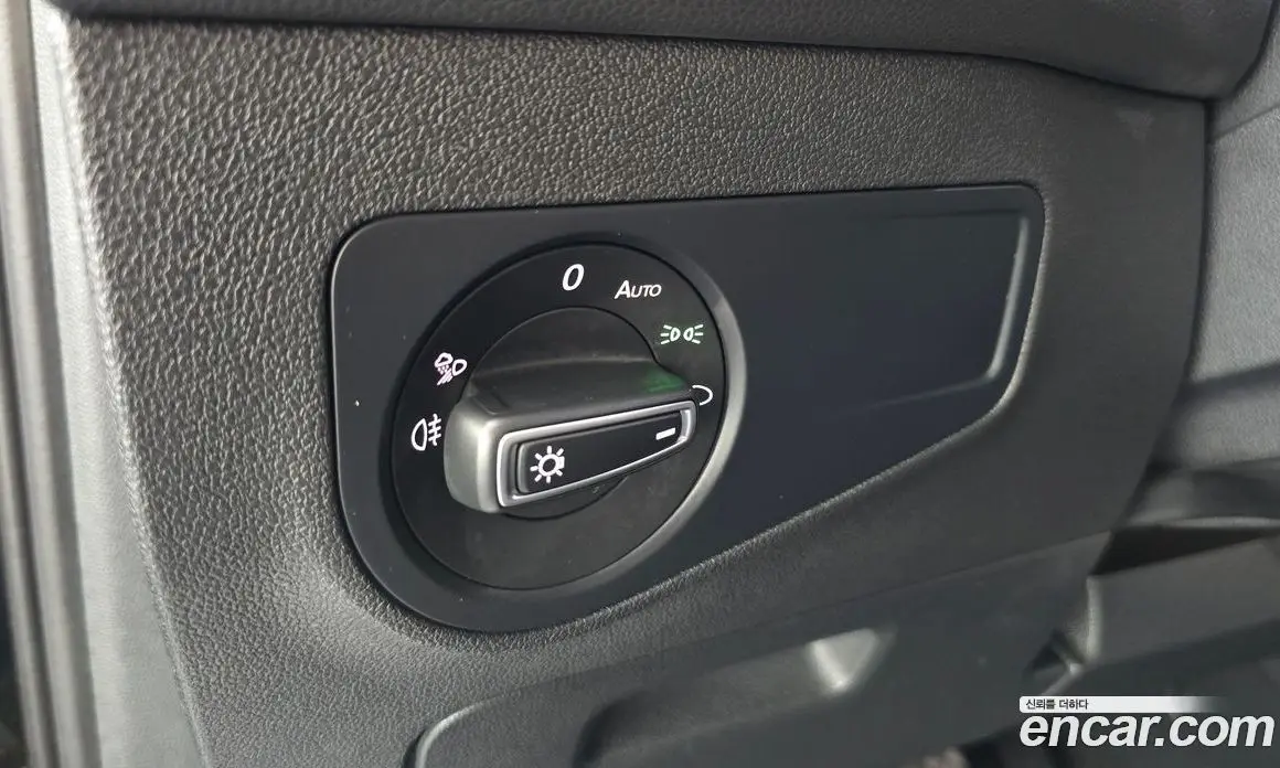 Volkswagen Tiguan 2022 2.0 автомат (гидро), фото 28