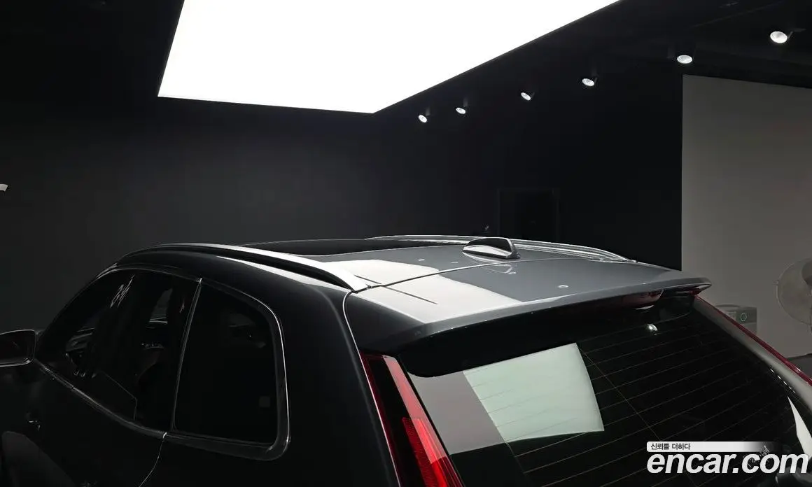 Volvo XC60 2018 2.0 автомат (гидро), фото 29