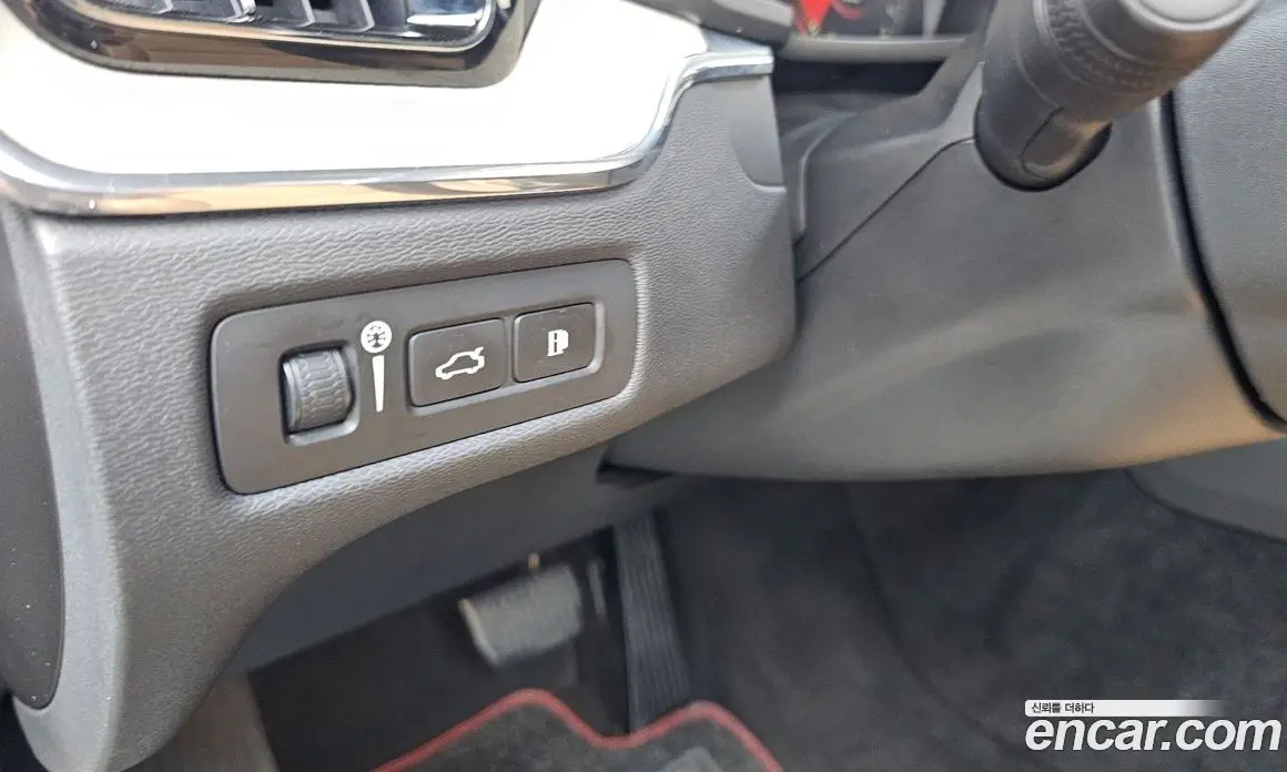 Volvo XC60 2019 2.0 автомат (гидро), фото 27