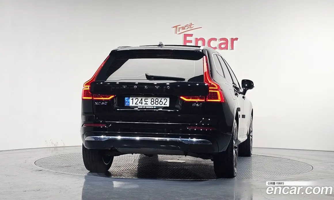 Volvo XC60 2021 2.0 автомат (гидро), фото 4 Volvo XC60 2021 2.0 автомат (гидро), фото 4