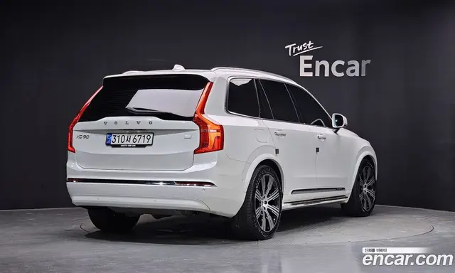 Volvo XC90 2023 2.0 автомат (гидро), миниатюра 1